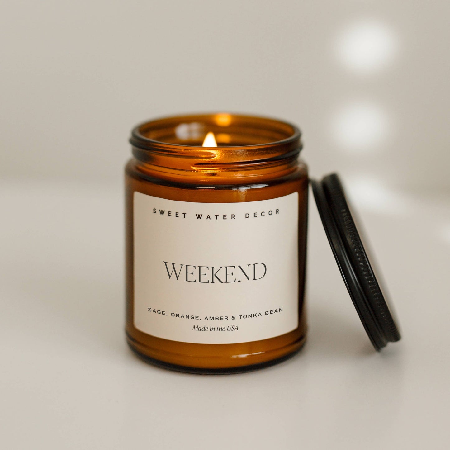 Weekend 9 oz Candle