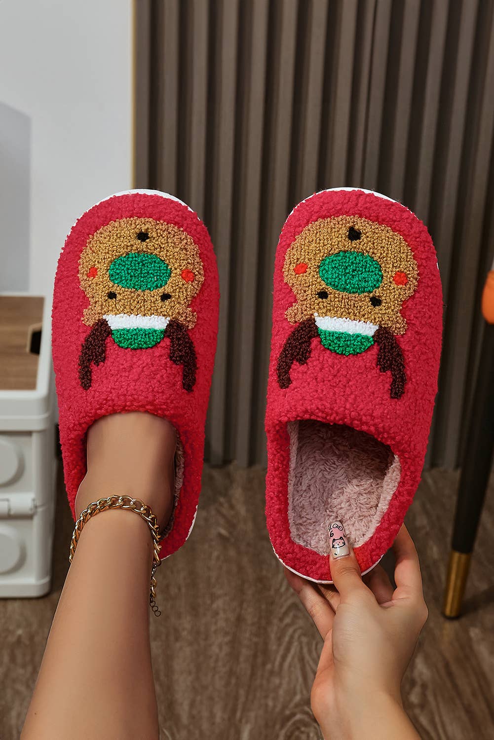 Christmas Reindeer Plush Slippers