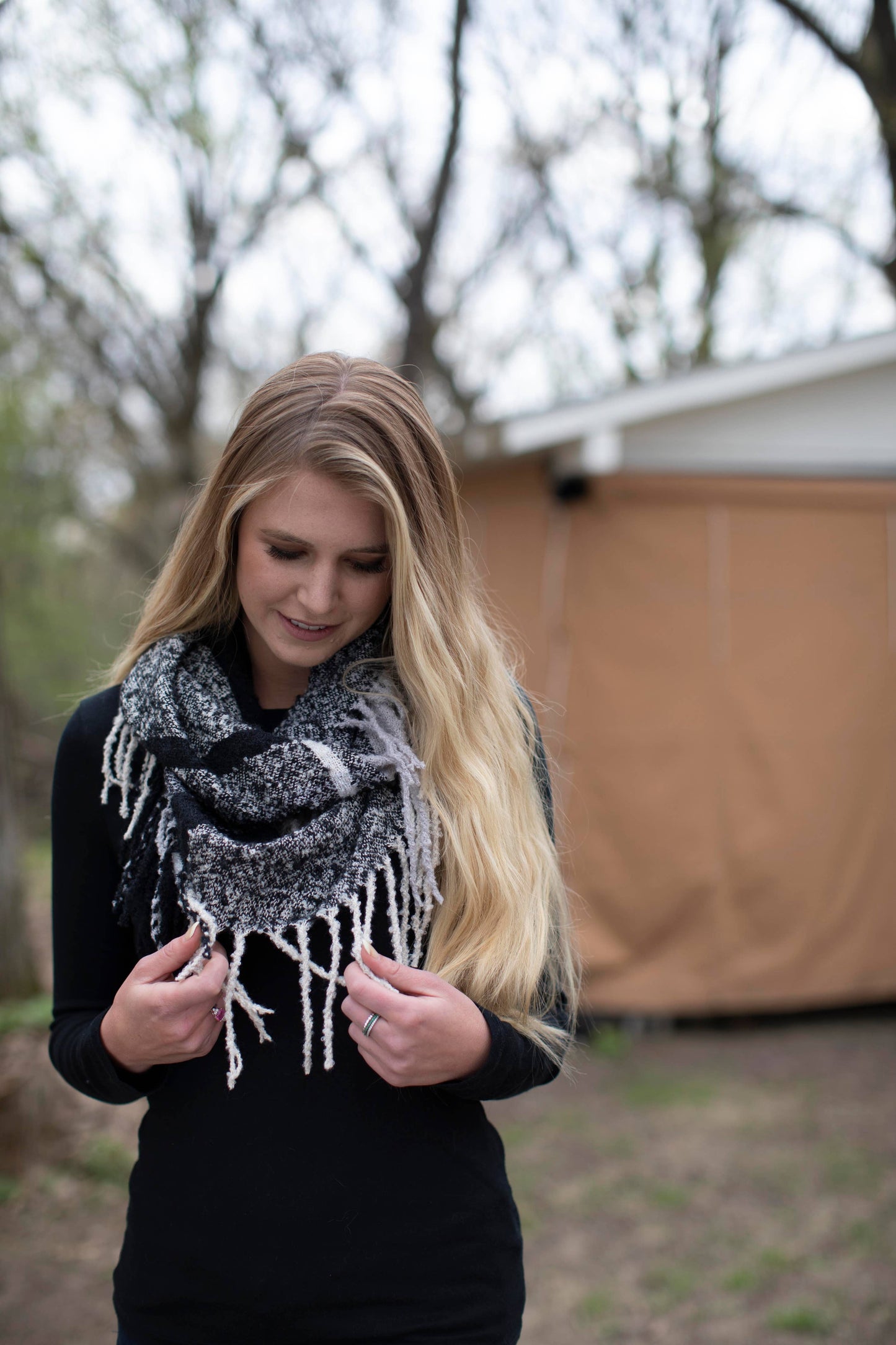 Fringe Infinity Scarf-Navy/White